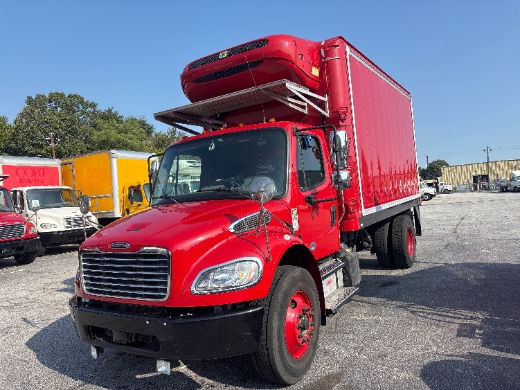 2021 Freightliner eM2 in Forest Park, GA — photo 3