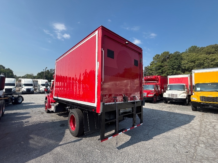 2021 Freightliner eM2 in Forest Park, GA — photo 6