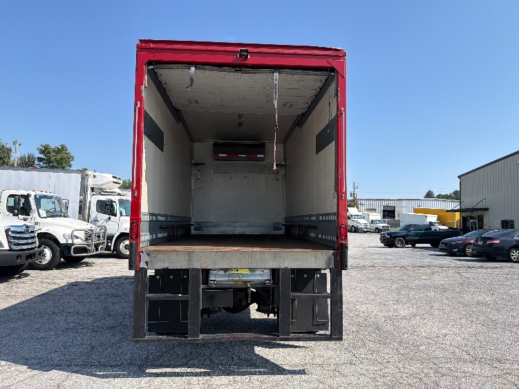 2021 Freightliner eM2 in Forest Park, GA — photo 8