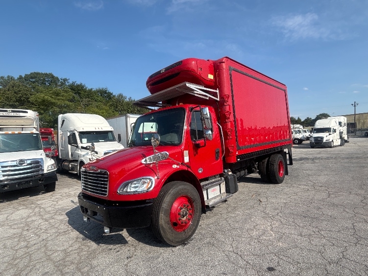 2021 Freightliner eM2 in Forest Park, GA — photo 3