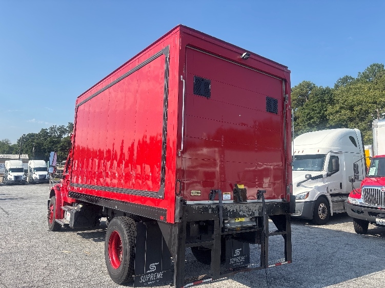 2021 Freightliner eM2 in Forest Park, GA — photo 6