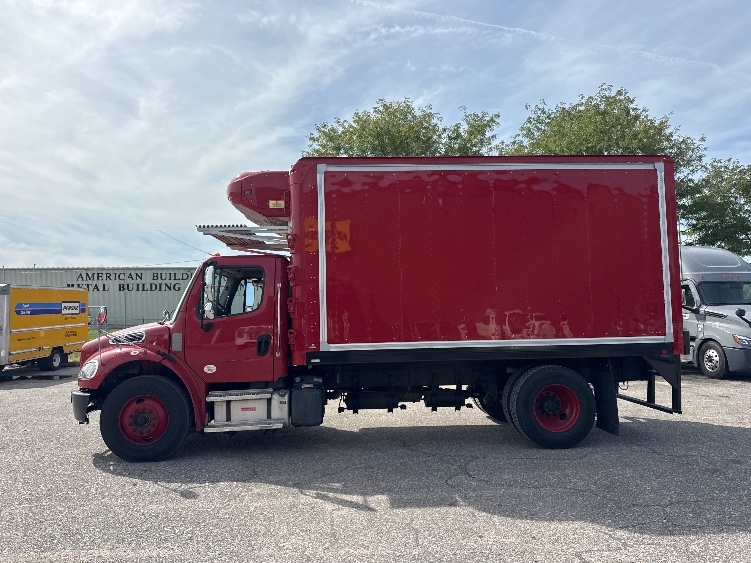 2021 Freightliner eM2 in Kansas City, MO — photo 4