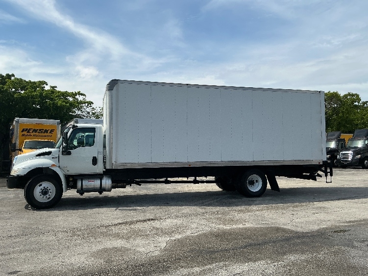 2020 International MV in Medley, FL — photo 3