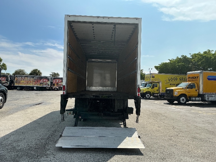 2020 International MV in Medley, FL — photo 8
