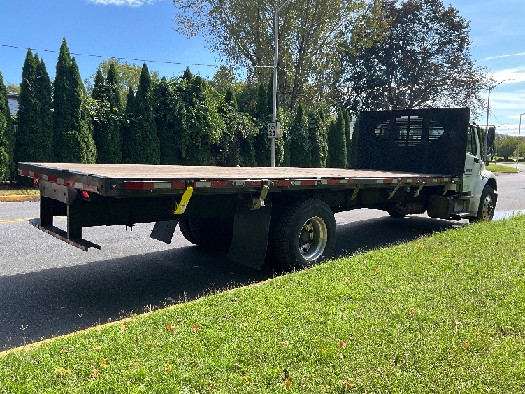 2020 Freightliner eM2 in Reading, PA — photo 8