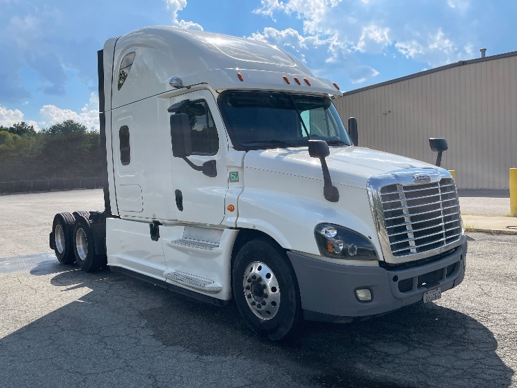 2020 Freightliner Cascadia in Greensboro, NC