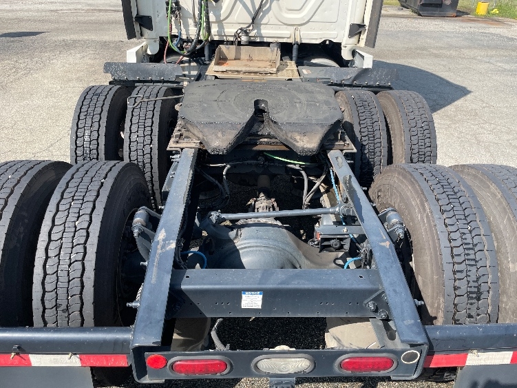 2020 Freightliner Cascadia in Greensboro, NC — photo 6