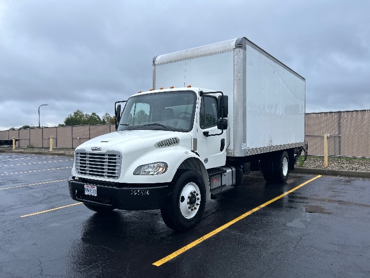 2020 Freightliner eM2 in Gahanna, OH — photo 3