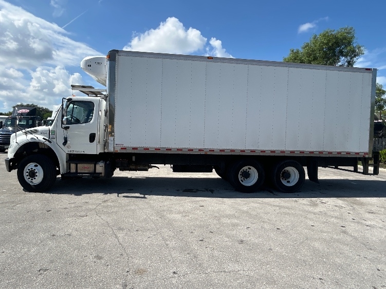 2020 Freightliner eM2 in Pompano Beach, FL — photo 4