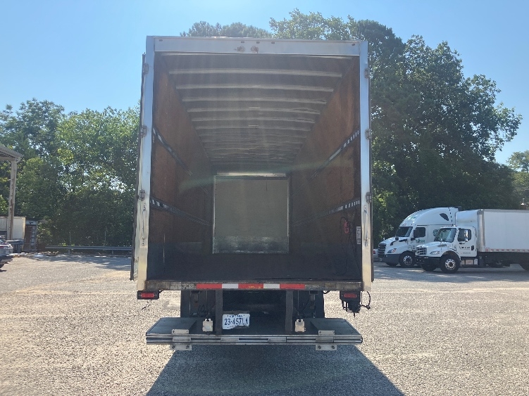 2020 Freightliner eM2 in Prince George, VA — photo 8