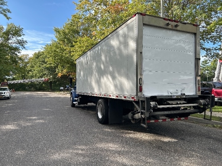 2020 Freightliner eM2 in West Babylon, NY — photo 6
