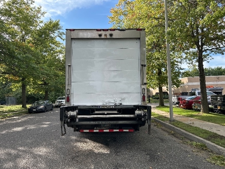 2020 Freightliner eM2 in West Babylon, NY — photo 7