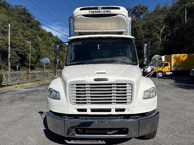 2020 Freightliner eM2 in Cleveland, TN — photo 2