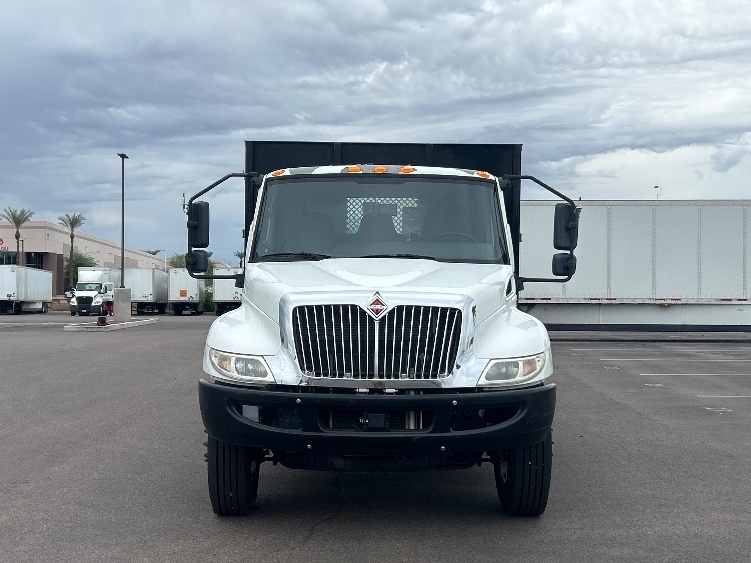 2021 International MV in Phoenix, AZ — photo 2