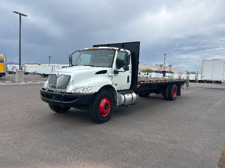 2021 International MV in Phoenix, AZ — photo 3