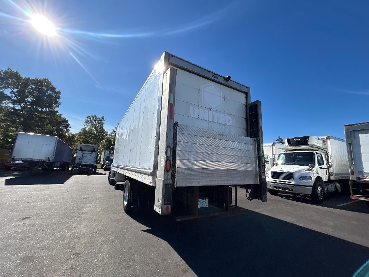 2021 Hino L6 in Londonderry, NH — photo 6