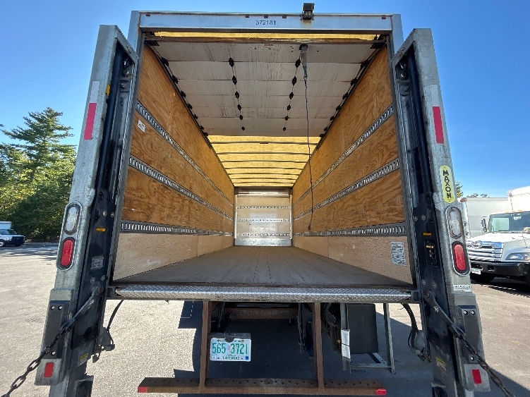 2021 Hino L6 in Londonderry, NH — photo 8