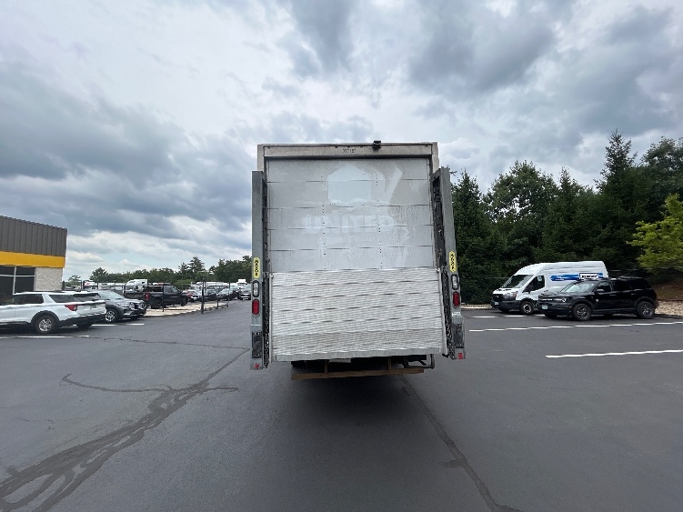2021 Hino L6 in Londonderry, NH — photo 7
