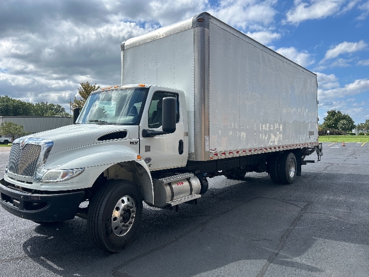 2021 International MV in Chicago (Melrose Park), IL — photo 3