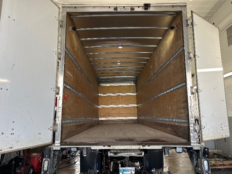 2021 International MV in Chicago (Melrose Park), IL — photo 8