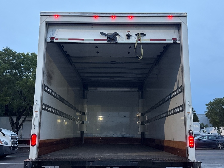 2021 Freightliner eM2 in Medley, FL — photo 8