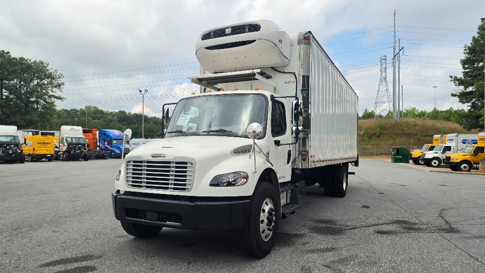 2021 Freightliner eM2 in Duluth, GA — photo 3