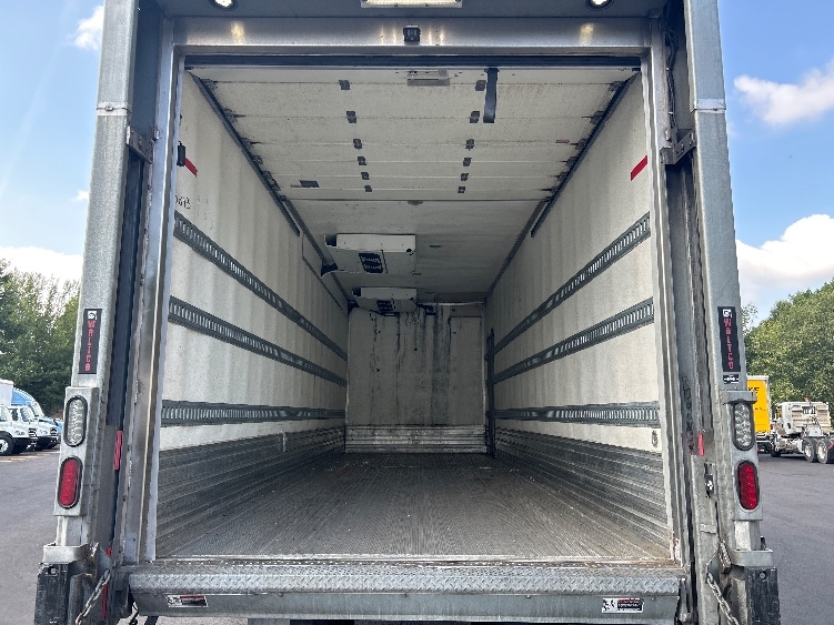 2021 Freightliner eM2 in Duluth, GA — photo 8