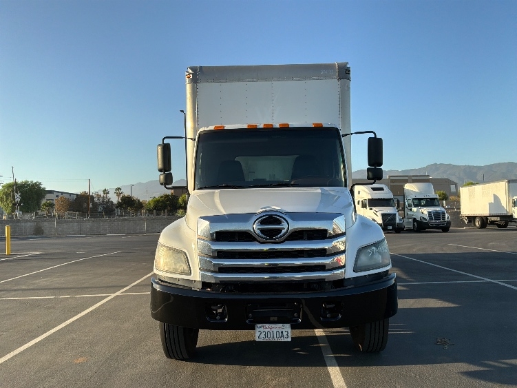 2021 Hino L6 in Fontana, CA — photo 2