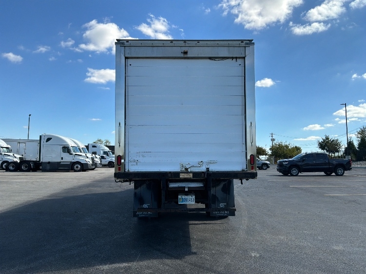 2021 Hino L7 in Piqua, OH — photo 7