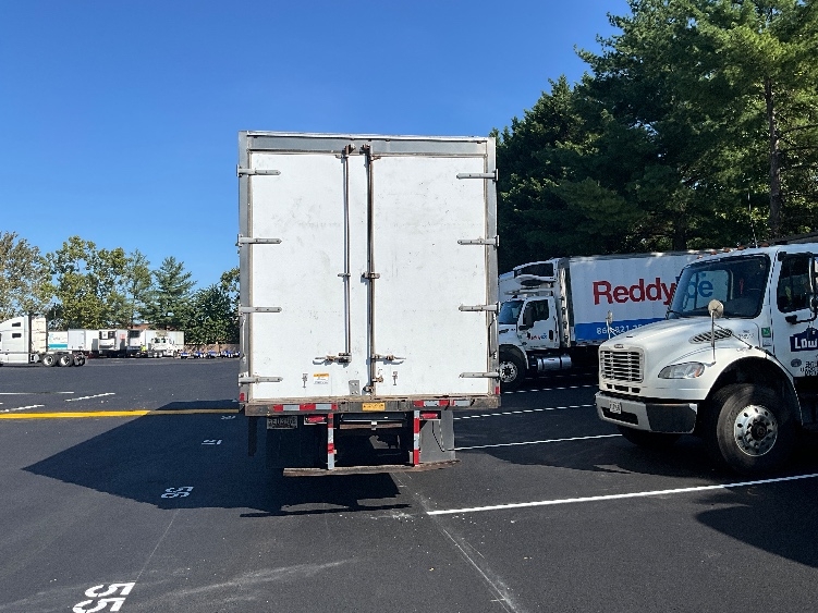 2021 Freightliner eM2 in Capitol Heights, MD — photo 7