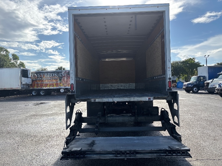 2021 International MV in Medley, FL — photo 8
