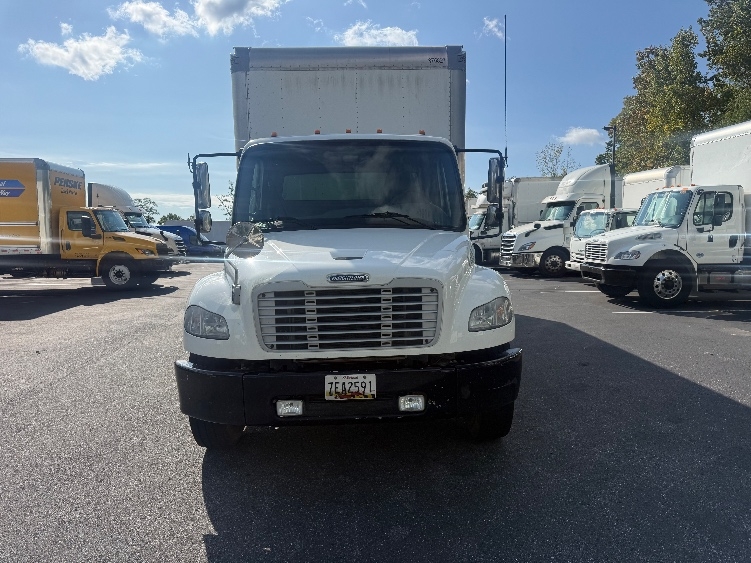2021 Freightliner eM2 in Jessup, MD — photo 2