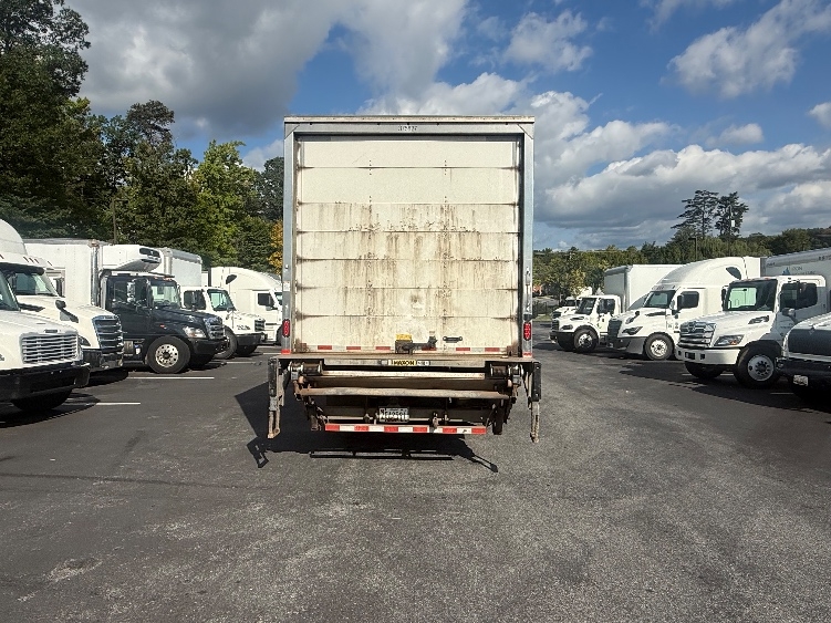 2021 Freightliner eM2 in Jessup, MD — photo 7