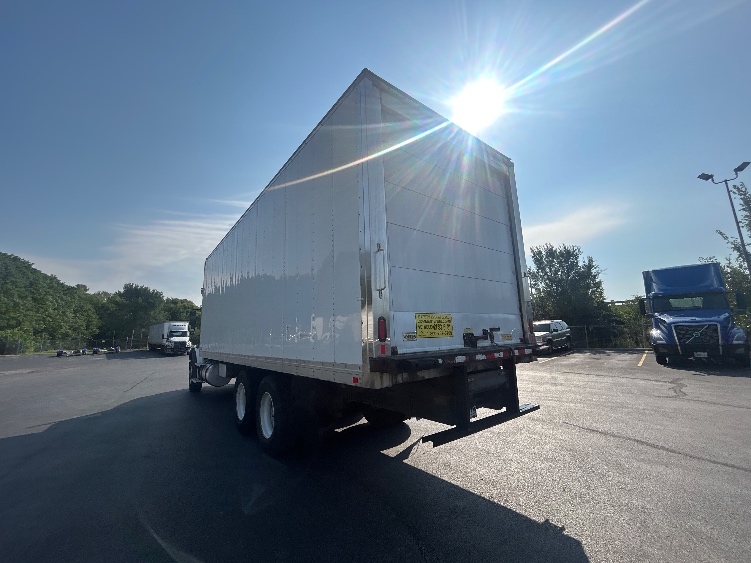 2021 Freightliner M2 112 in Indianapolis, IN — photo 6