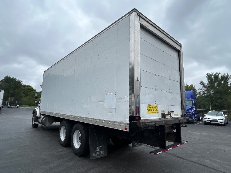 2021 Freightliner M2 112 in Indianapolis, IN — photo 6
