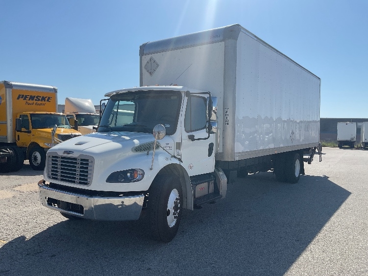 2021 Freightliner eM2 in Moberly, MO — photo 3