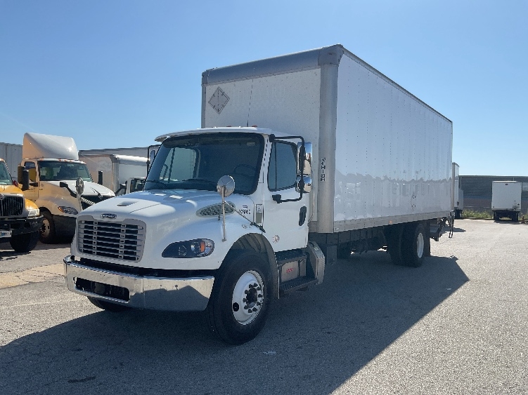 2021 Freightliner eM2 in Moberly, MO — photo 3