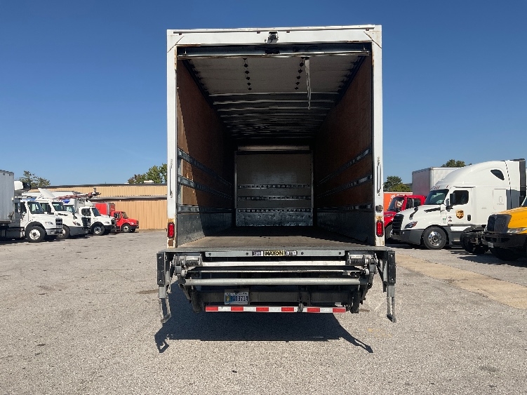 2021 Freightliner eM2 in Moberly, MO — photo 8