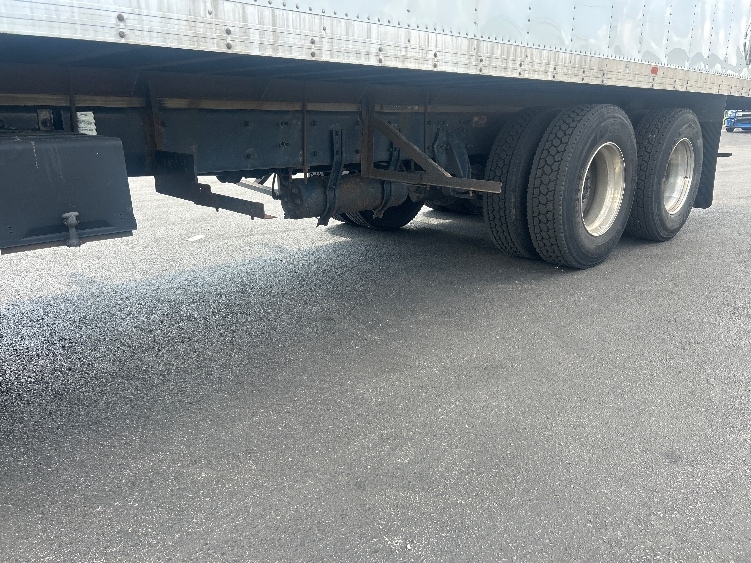 2021 Freightliner eM2 in Louisville, KY — photo 5