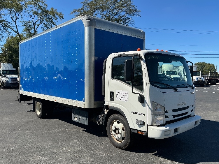 2021 Isuzu NRR in Lexington, KY