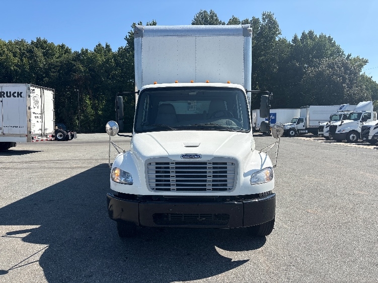 2021 Freightliner eM2 in Greensboro, NC — photo 2