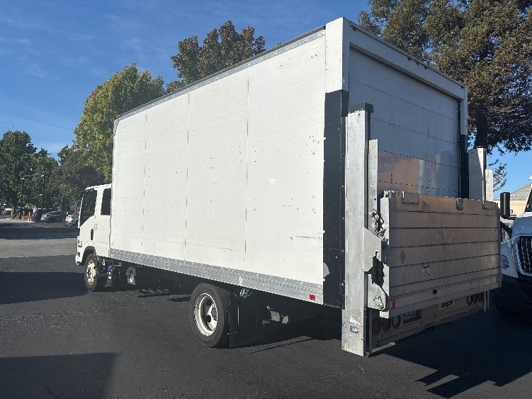 2021 Isuzu NQR in West Sacramento, CA — photo 6