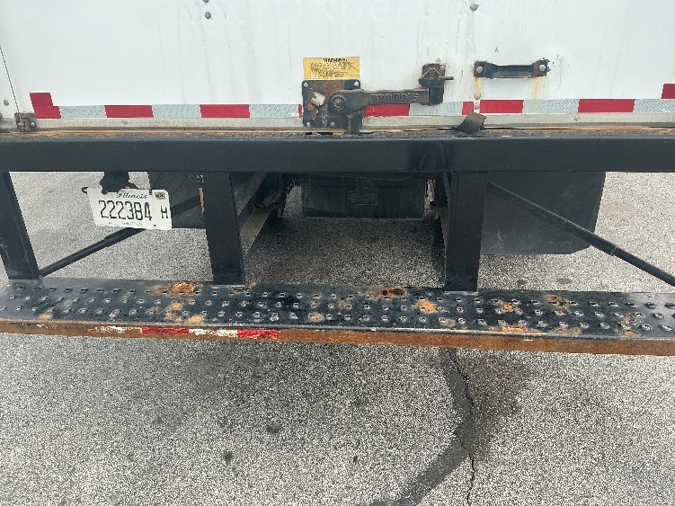 2021 Isuzu NRR in Melrose Park, IL — photo 8