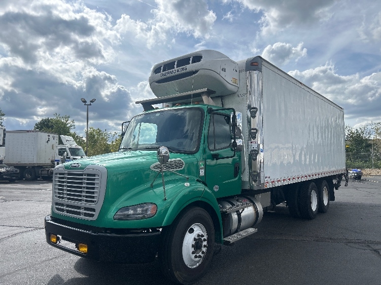 2021 Freightliner M2 112 in Indianapolis, IN — photo 3