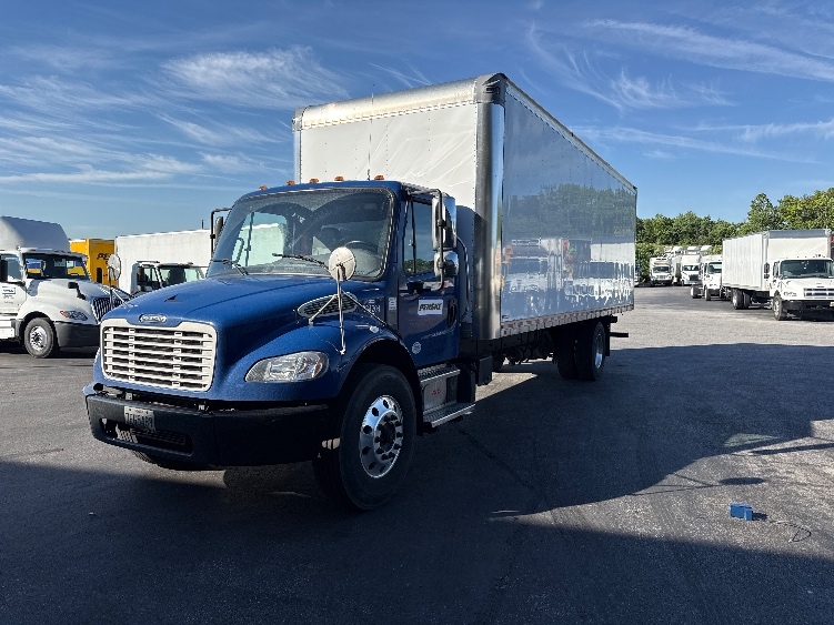 2021 Freightliner eM2 in Jessup, MD — photo 3