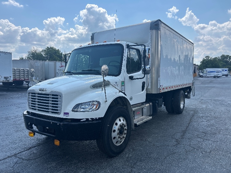 2021 Freightliner eM2 in Concord, NC — photo 3