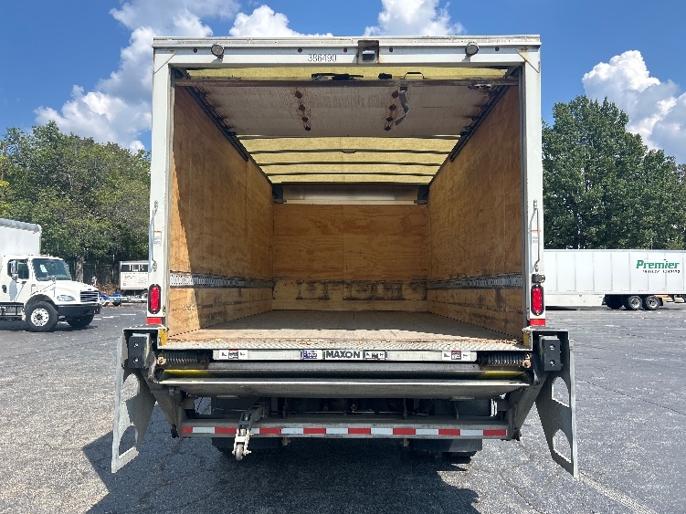 2021 Freightliner eM2 in Concord, NC — photo 8