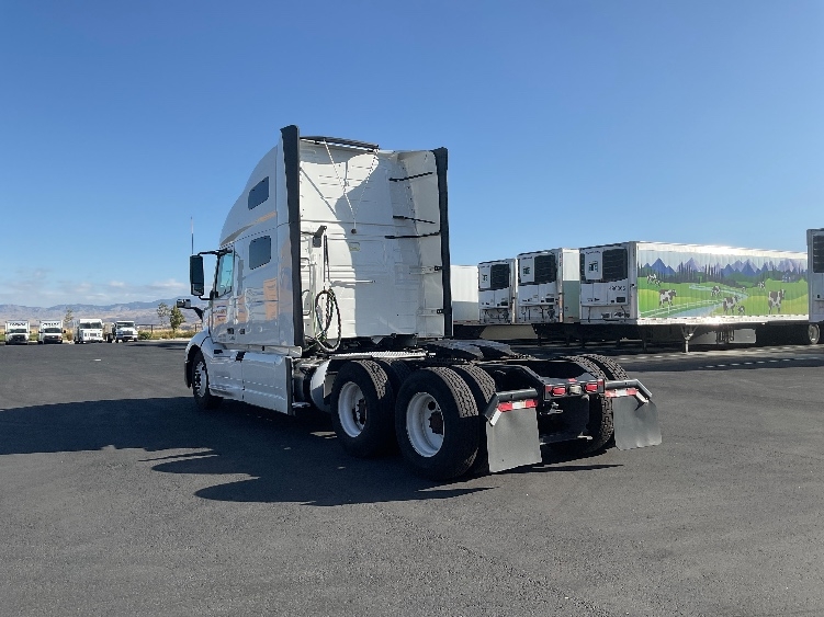 2022 Volvo VNL 760 in Boise, ID — photo 5