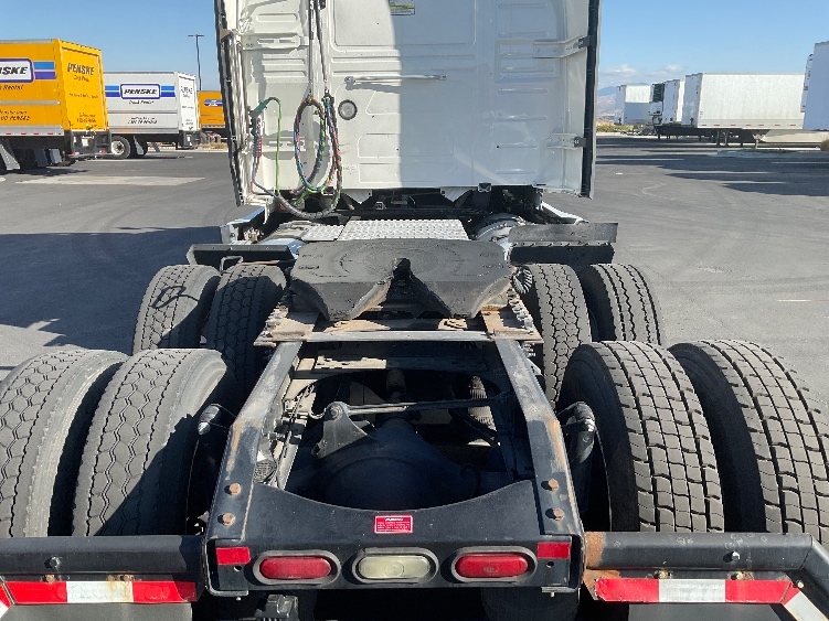 2022 Volvo VNL 760 in Boise, ID — photo 6