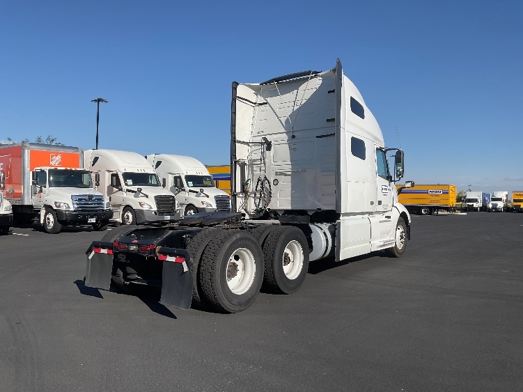 2022 Volvo VNL 760 in Boise, ID — photo 7
